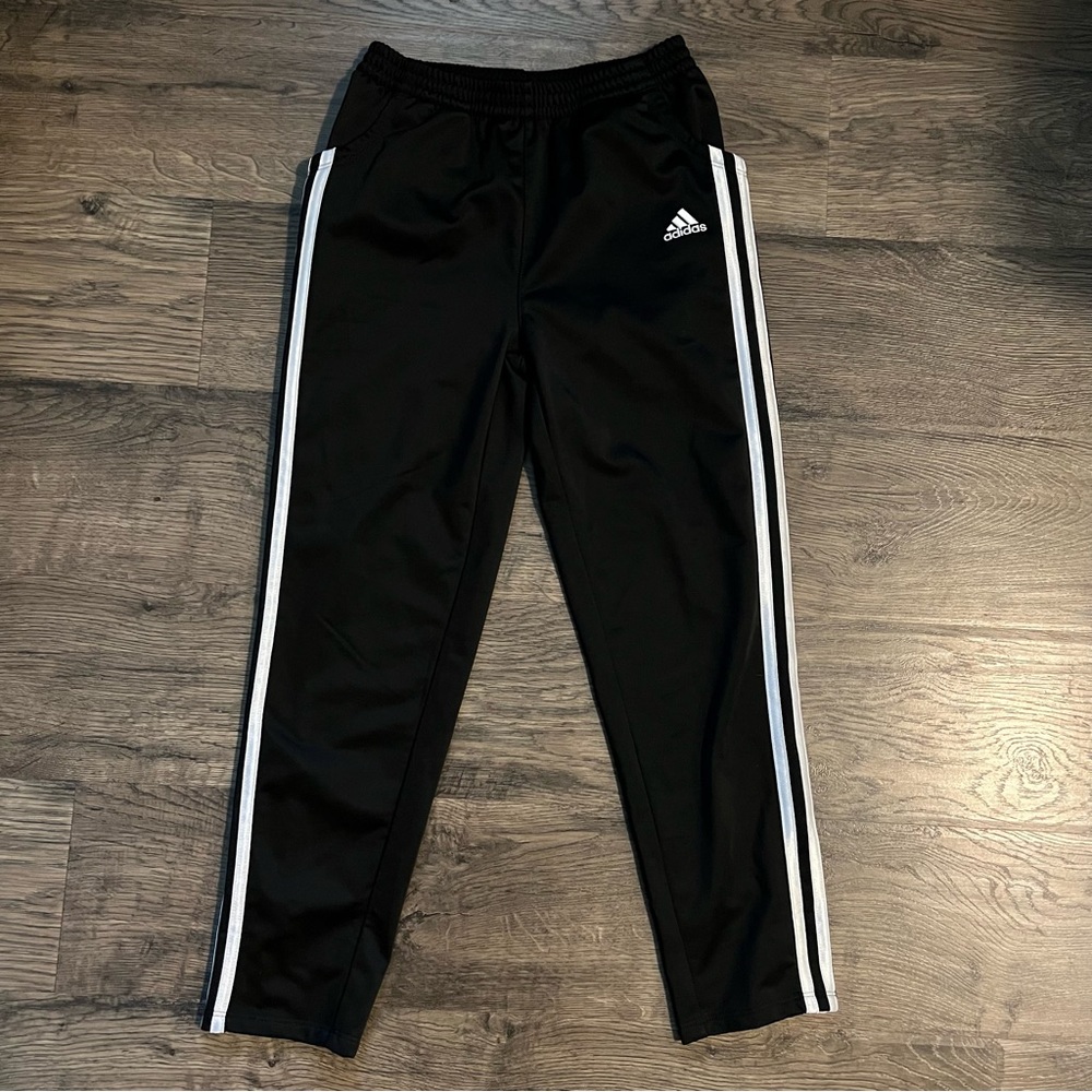 NWOT Girls Adidas Warm Up Tricot Pants 7/8 Small